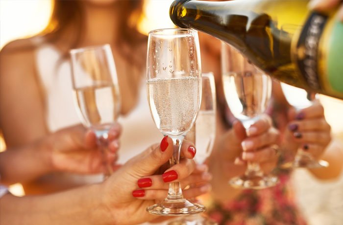Prosecco i inne wina musujące po otwarciu